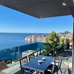Fortes Fortuna Apartment